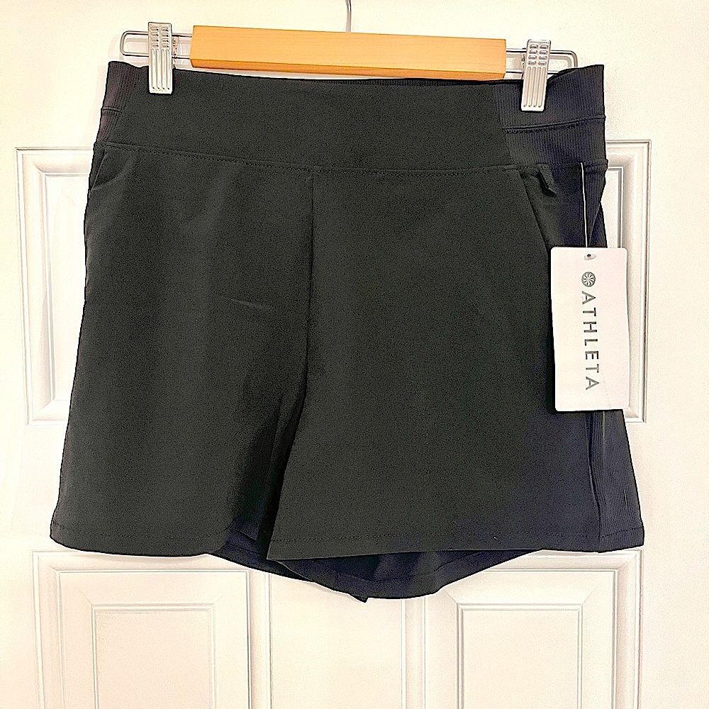 Athleta Size 6 Women's Black Brooklyn Shorts